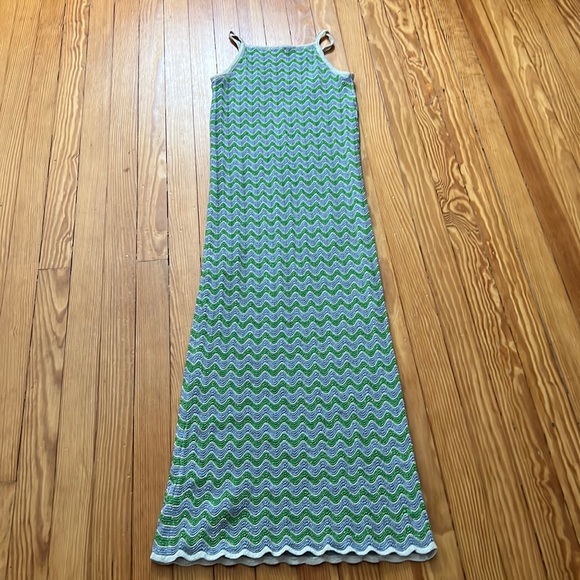 Mango Dresses & Skirts - Mango halter bodycon midi dress